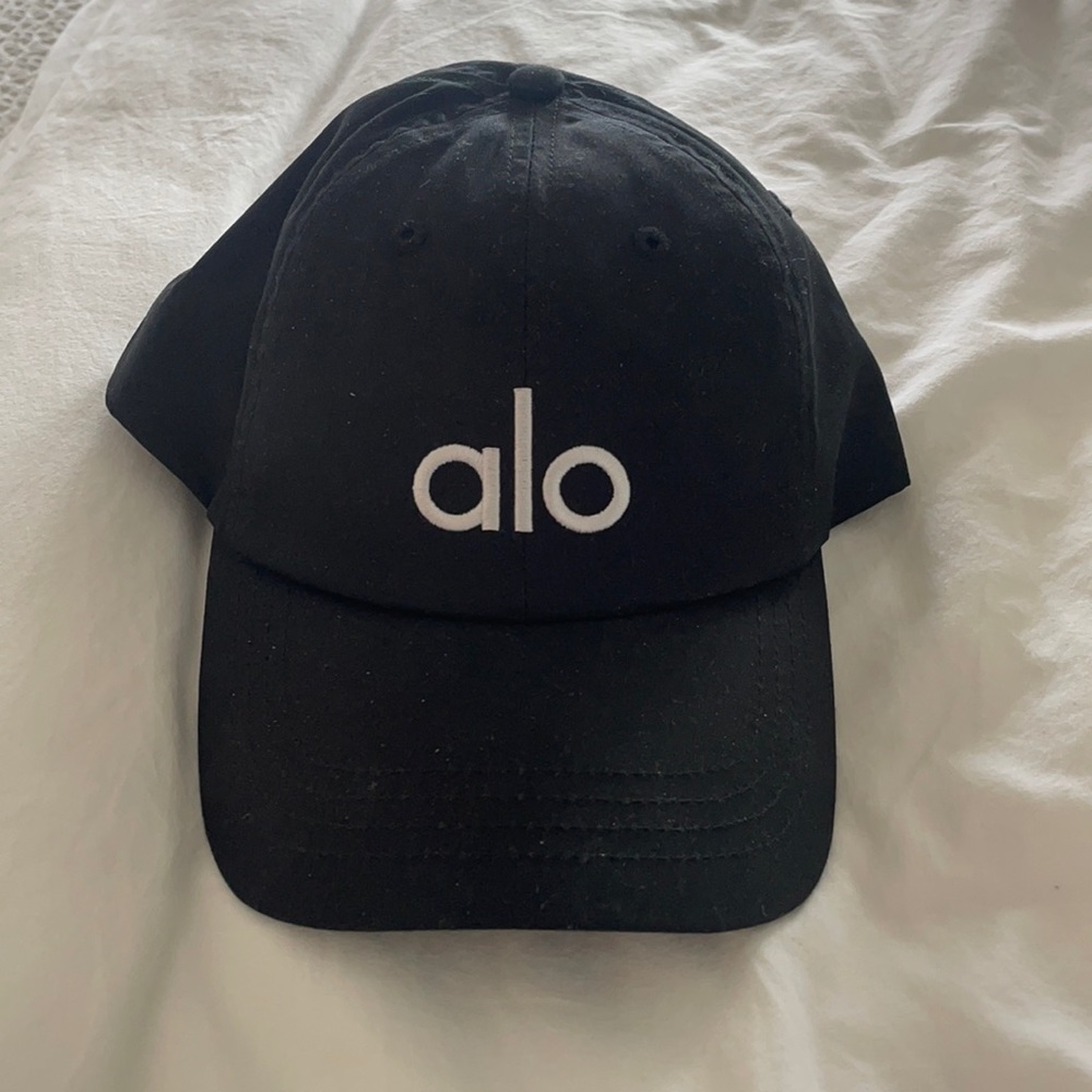 Alo Yoga Off Duty Cap black/white